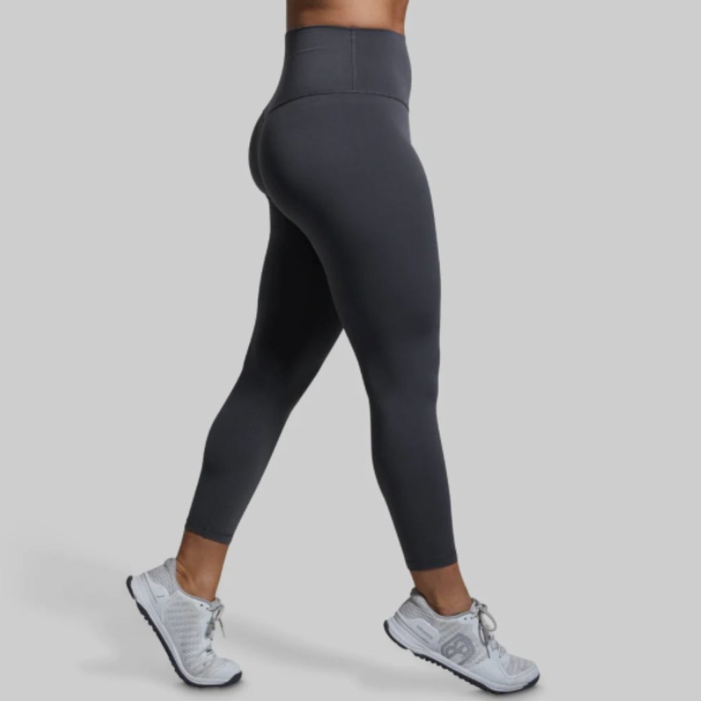 Born Primitive - INSPIRE LEGGING - XL - Gun Metal - Used